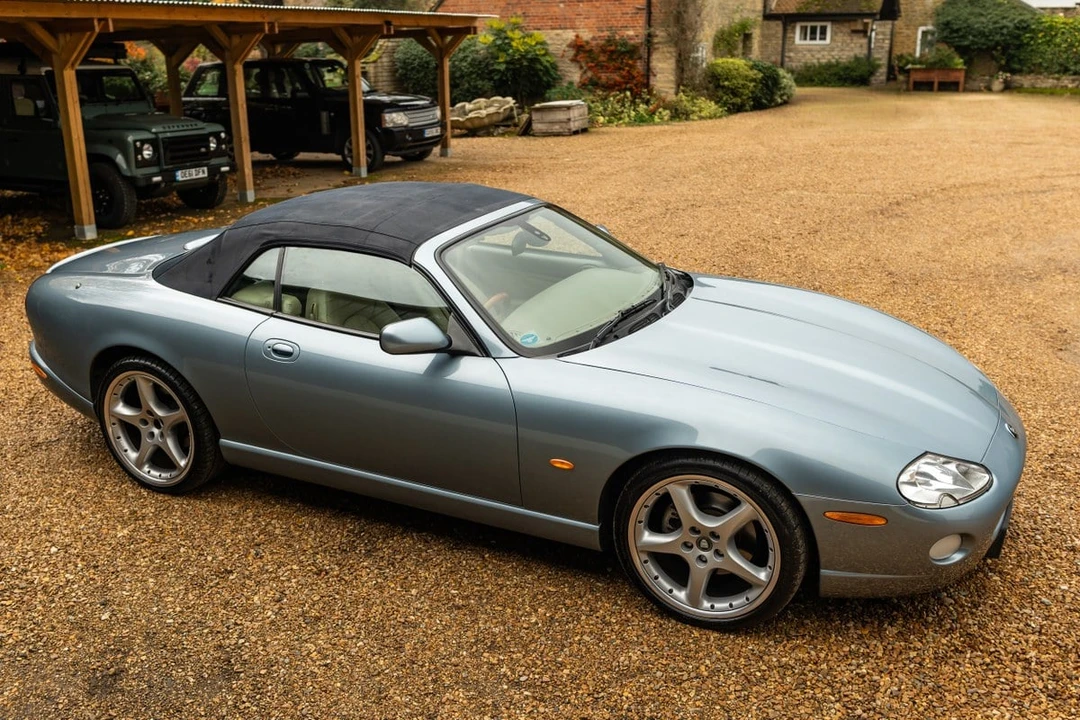 2004 Jaguar X100 XK8 - Image 27 of 30