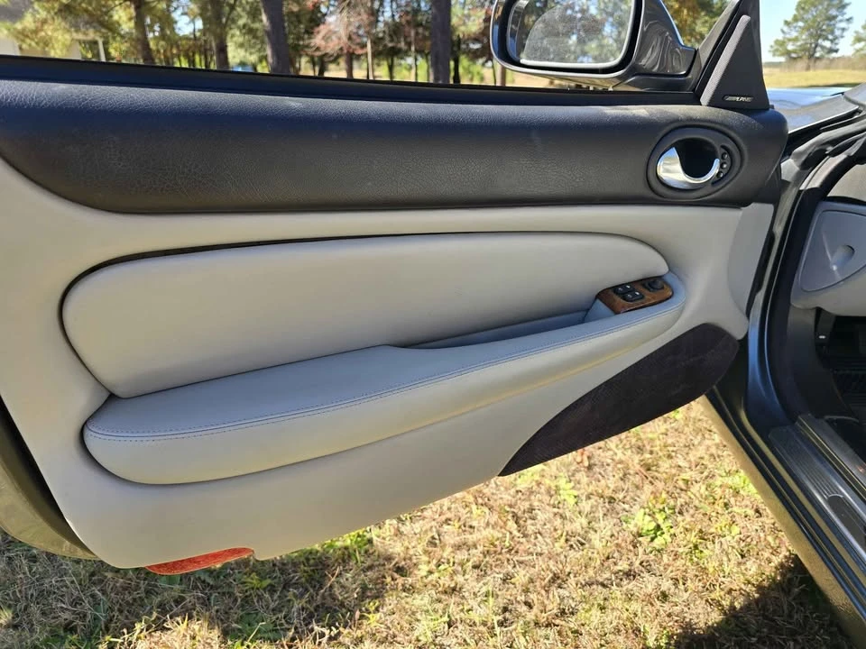 2004 Jaguar X100 XK8 - Image 10 of 15