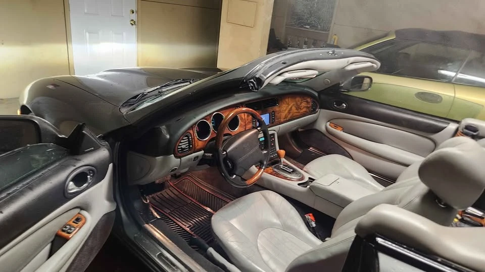 2004 Jaguar X100 XK8 - Image 3 of 12