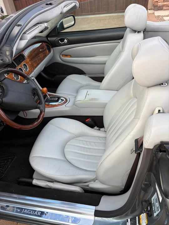 2004 Jaguar X100 XK8 - Image 2 of 7