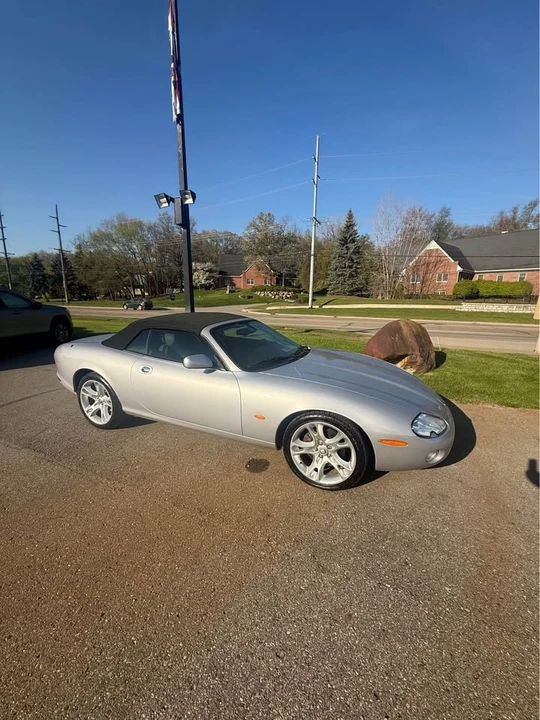 2004 Jaguar X100 XK8 - Image 4 of 10