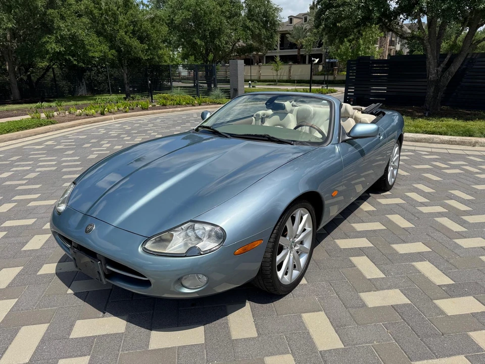 2004 Jaguar X100 XK8 - Image 2 of 31