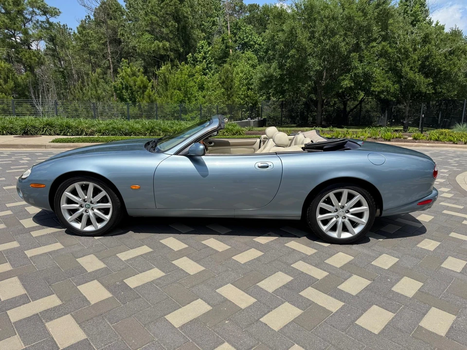 2004 Jaguar X100 XK8 - Image 4 of 31