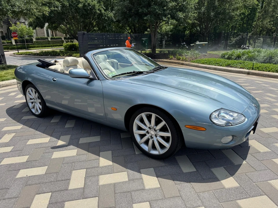 2004 Jaguar X100 XK8 - Image 9 of 31