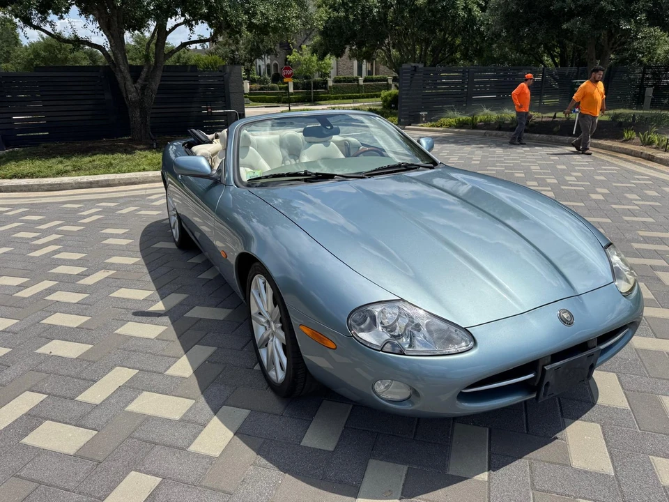 2004 Jaguar X100 XK8 - Image 10 of 31
