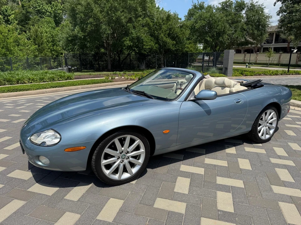 2004 Jaguar X100 XK8 - Image 3 of 31