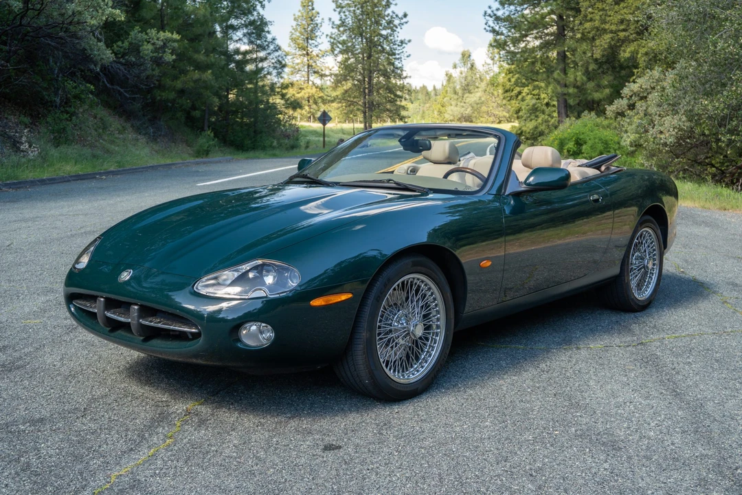 2004 Jaguar X100 XK8 - Image 2 of 31