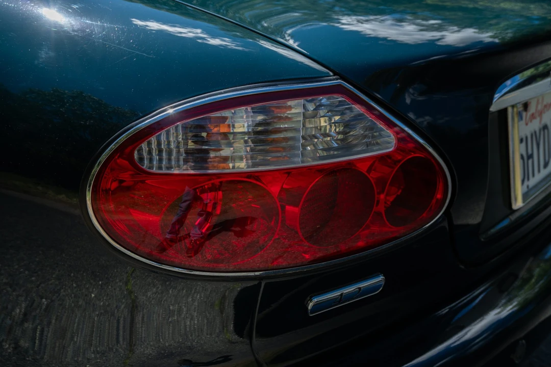 2004 Jaguar X100 XK8 - Image 28 of 31