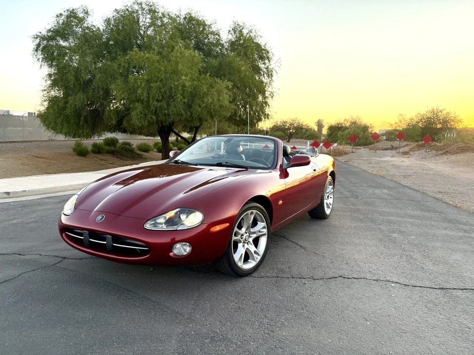 2004 Jaguar - Image 3 of 31