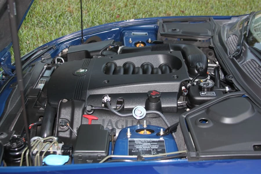 2004 Jaguar X100 XK8 - Image 7 of 8