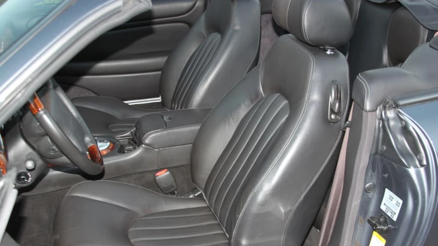 2004 Jaguar X100 XK8 - Image 4 of 8