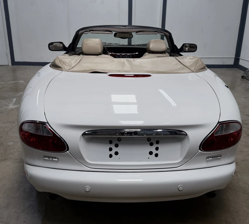 2004 Jaguar X100 XK8 - Image 13 of 31