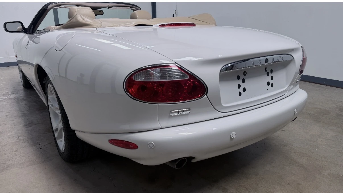 2004 Jaguar X100 XK8 - Image 14 of 31