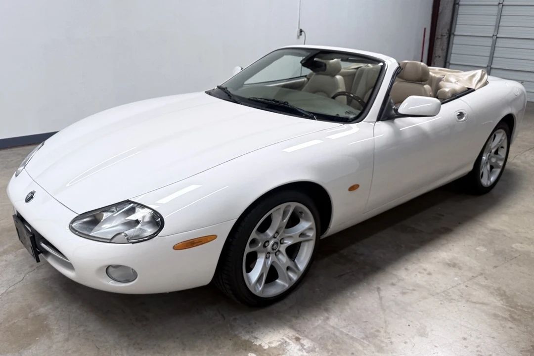 2004 Jaguar X100 XK8 - Image 3 of 31