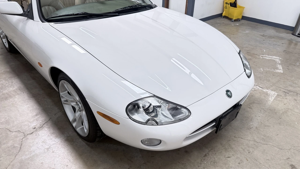 2004 Jaguar X100 XK8 - Image 25 of 31