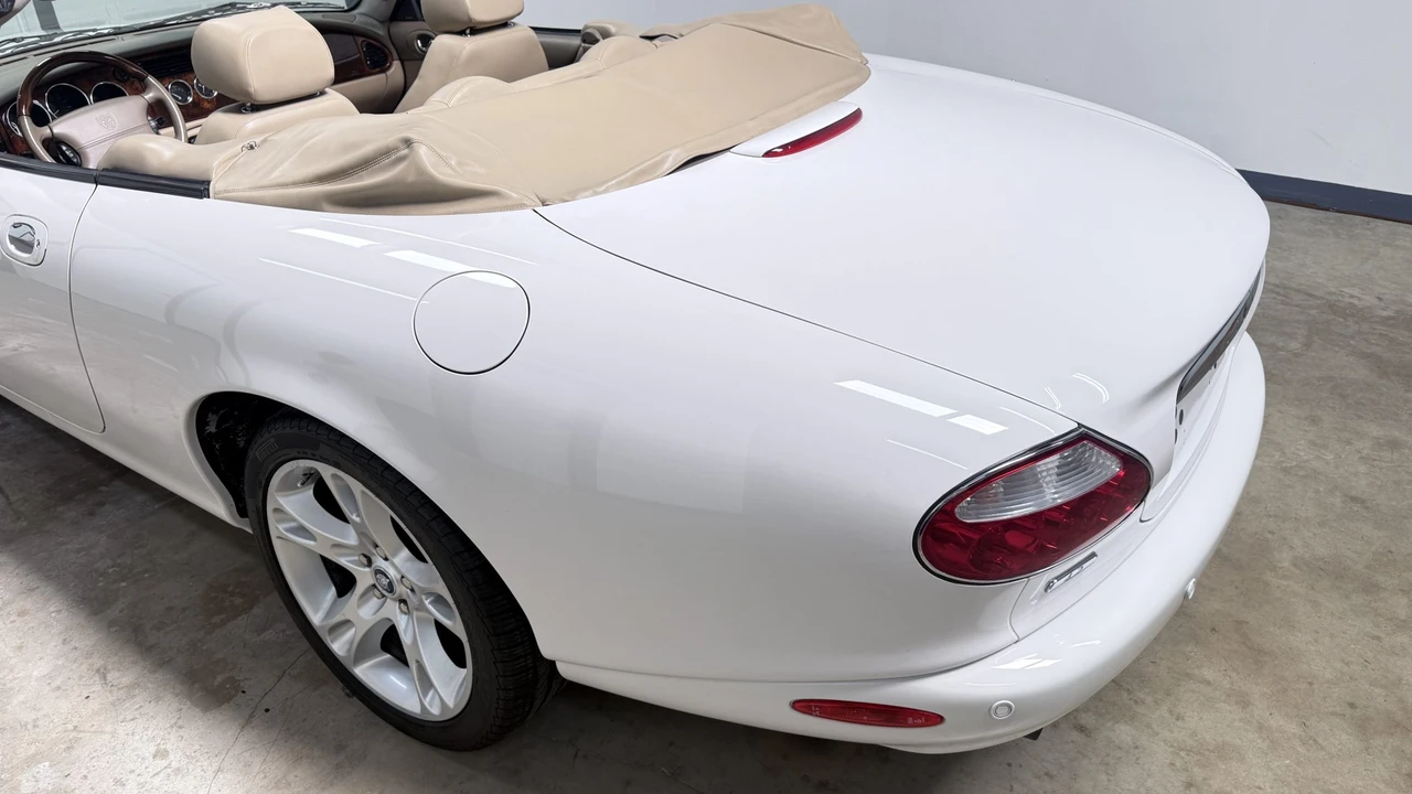 2004 Jaguar X100 XK8 - Image 20 of 31