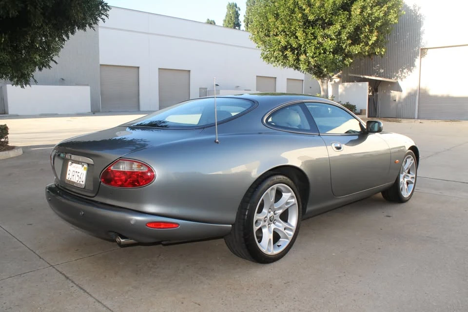 2004 Jaguar X100 XK8 - Image 3 of 7