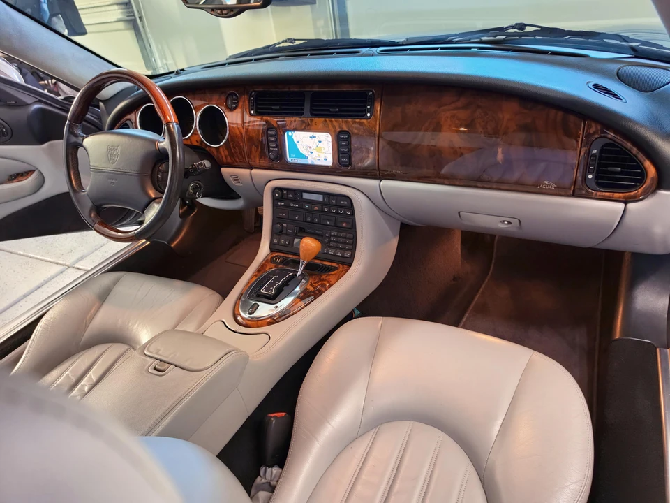 2004 Jaguar X100 XK8 - Image 26 of 31