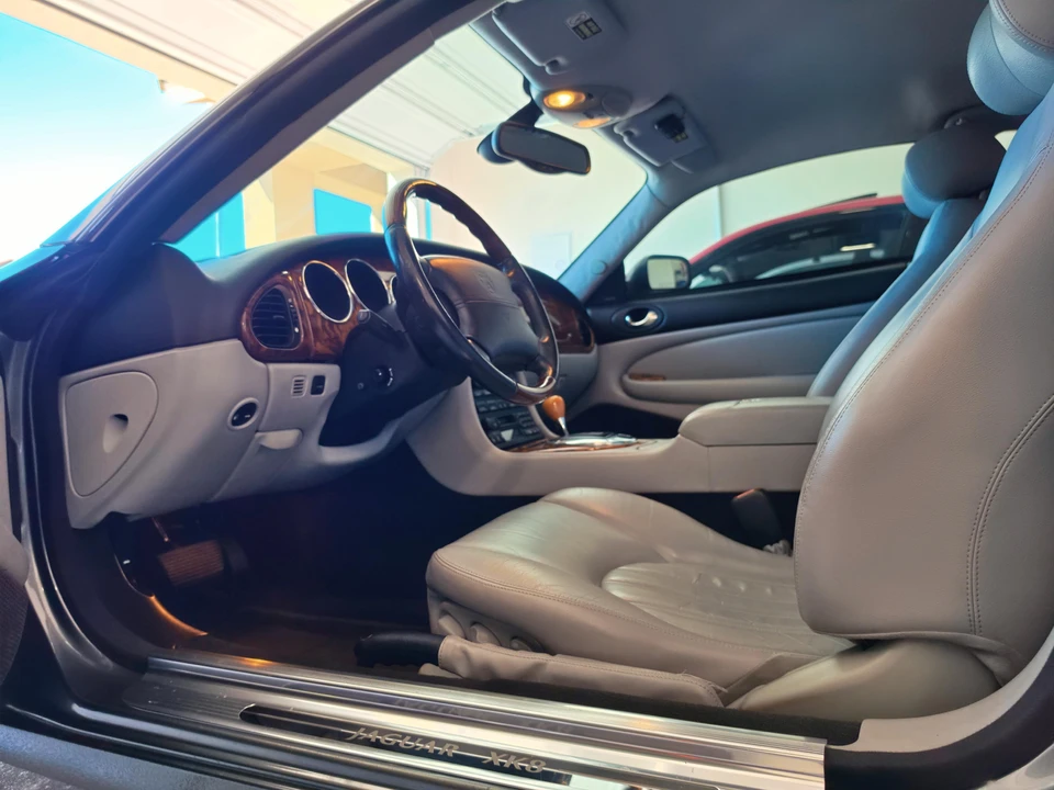 2004 Jaguar X100 XK8 - Image 22 of 31