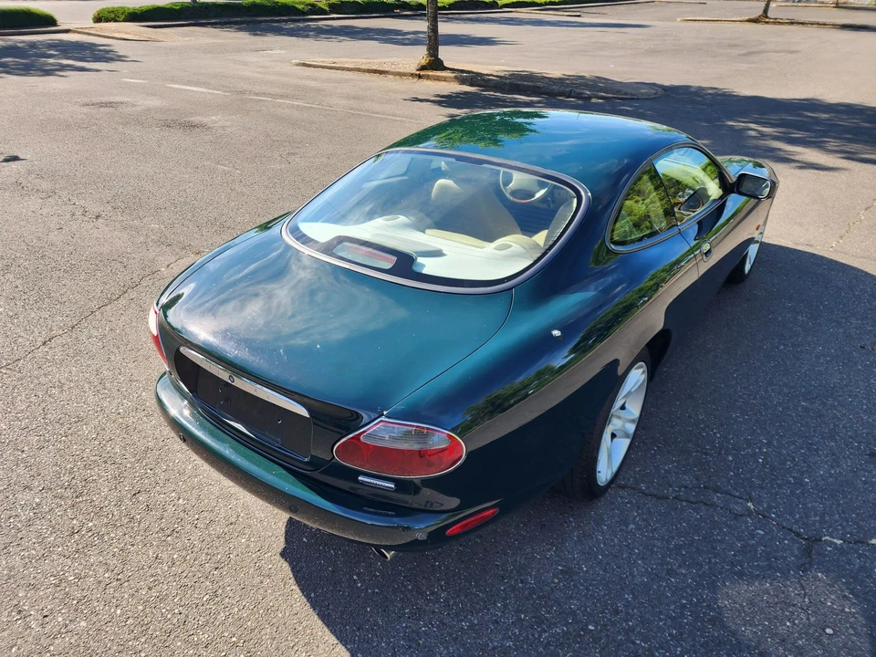 2004 Jaguar X100 XK8 - Image 13 of 31