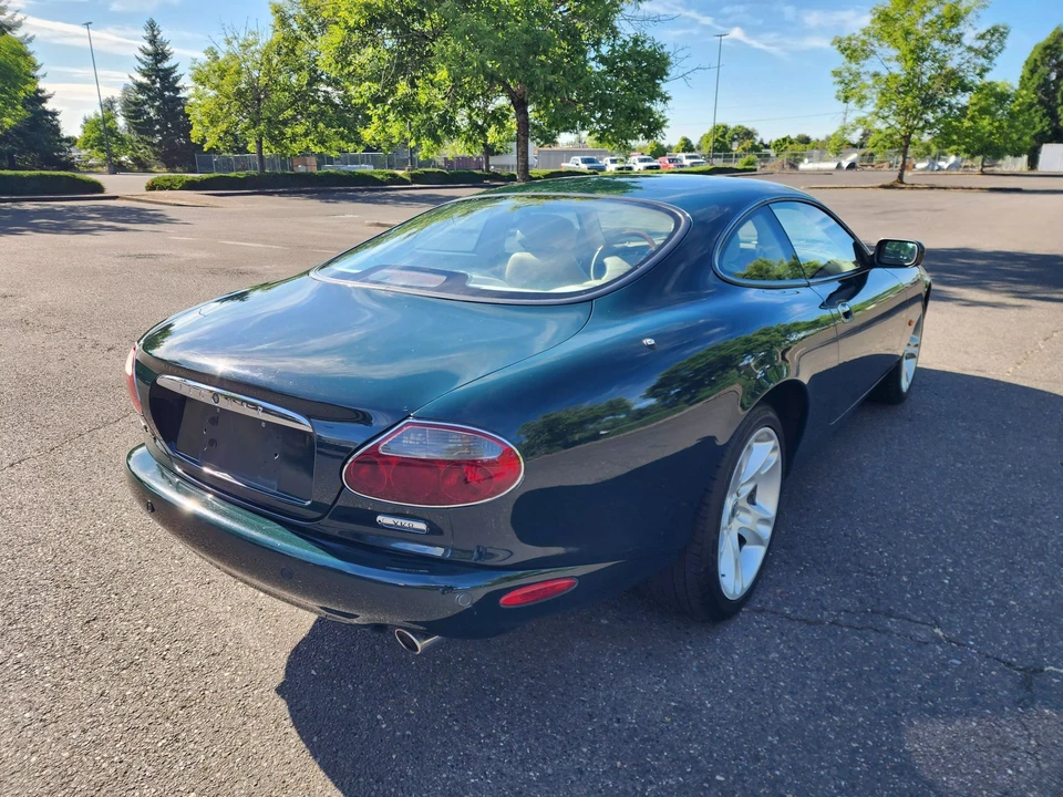 2004 Jaguar X100 XK8 - Image 12 of 31