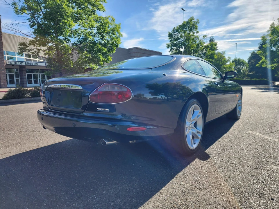 2004 Jaguar X100 XK8 - Image 11 of 31