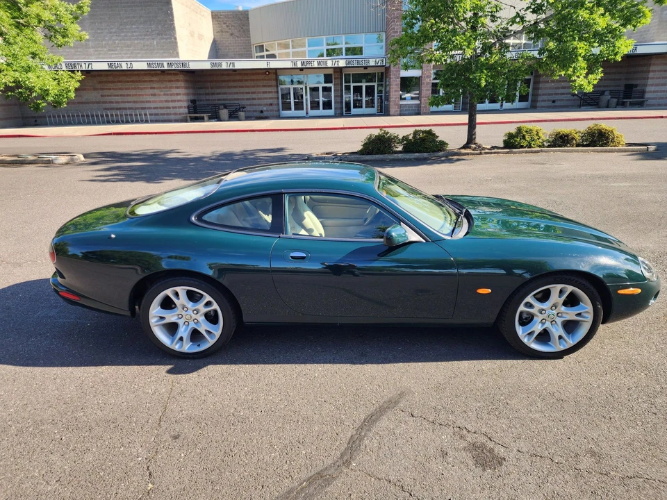 2004 Jaguar X100 XK8 - Image 10 of 31