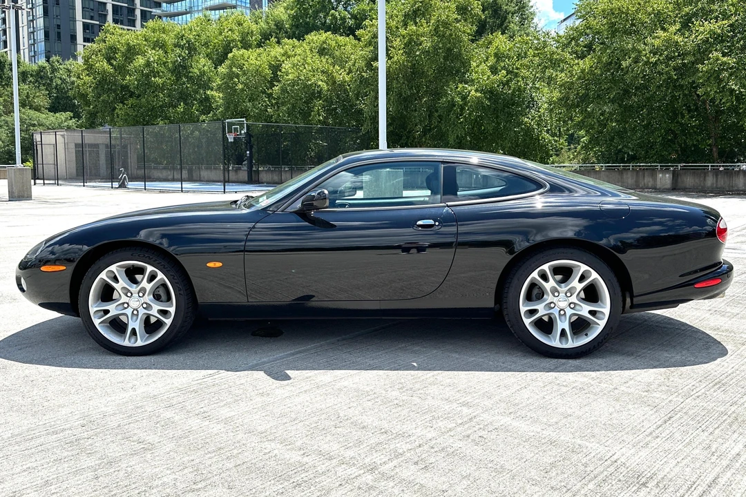 2004 Jaguar X100 XK8 - Image 3 of 31