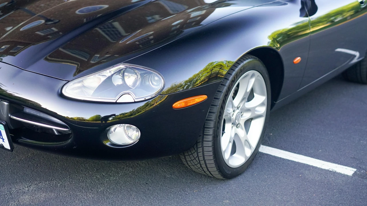 2004 Jaguar X100 XK8 - Image 23 of 31