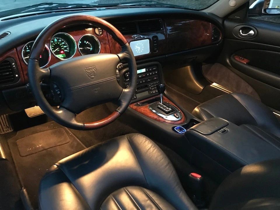 2004 Jaguar X100 XK8 - Image 18 of 20