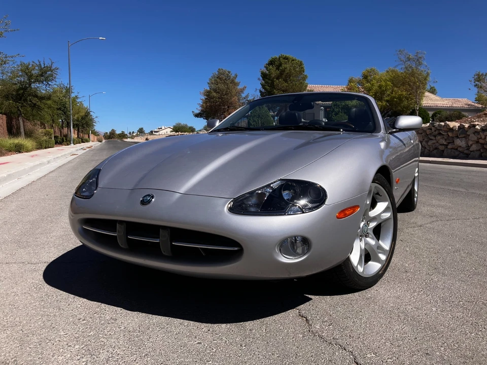 2004 Jaguar X100 XK8 - Image 6 of 20