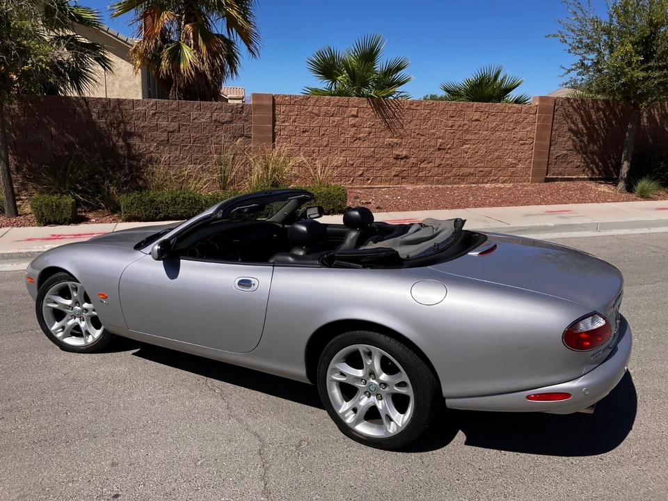 2004 Jaguar X100 XK8 - Image 3 of 20