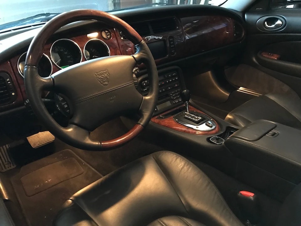 2004 Jaguar X100 XK8 - Image 17 of 20
