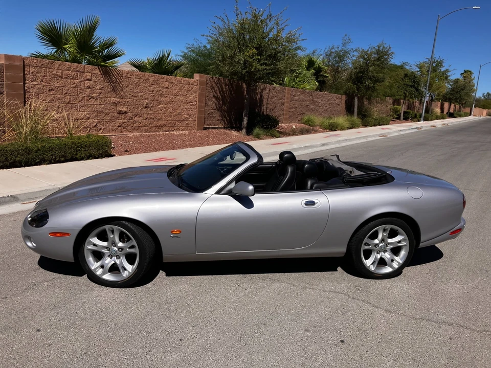 2004 Jaguar X100 XK8 - Image 2 of 20