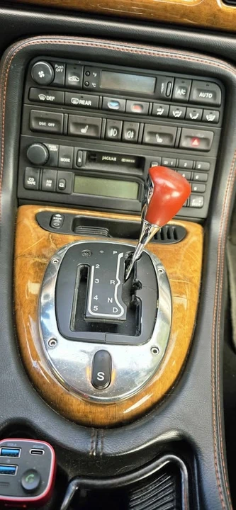 2004 Jaguar X100 XKR - Image 15 of 18
