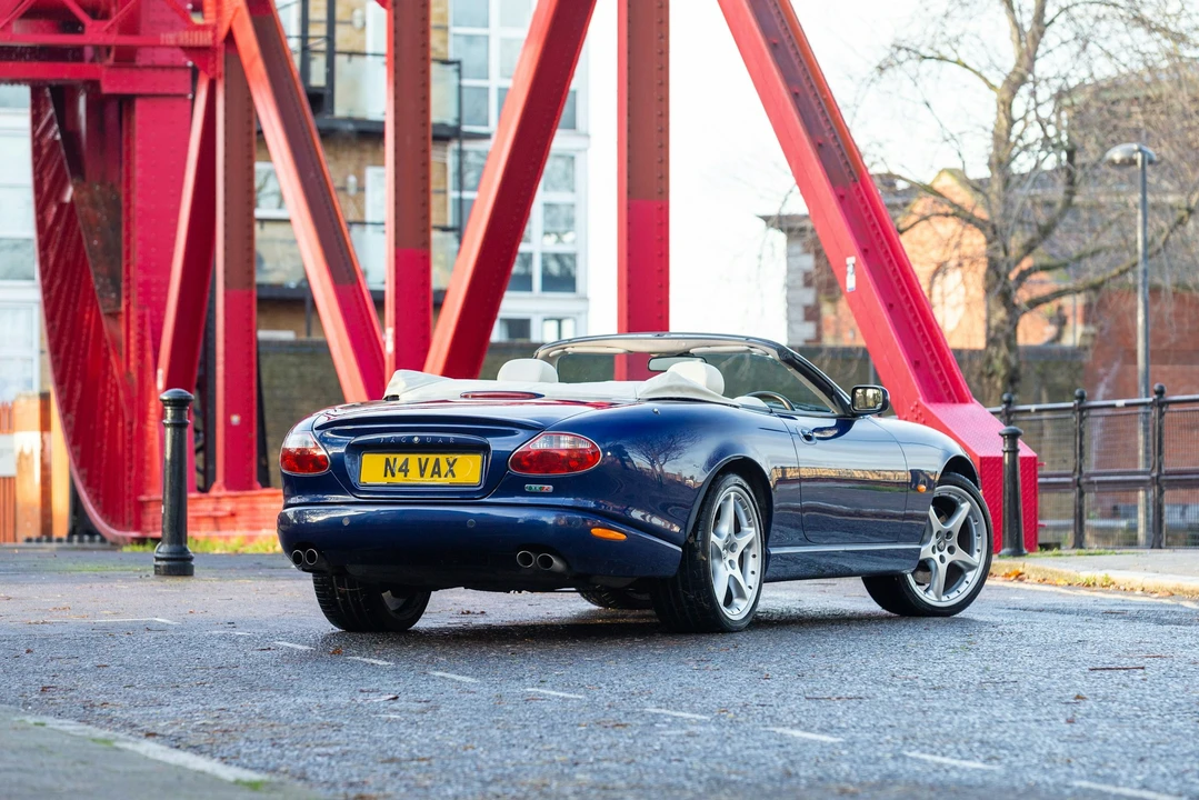 2004 Jaguar X100 XKR - Image 7 of 21