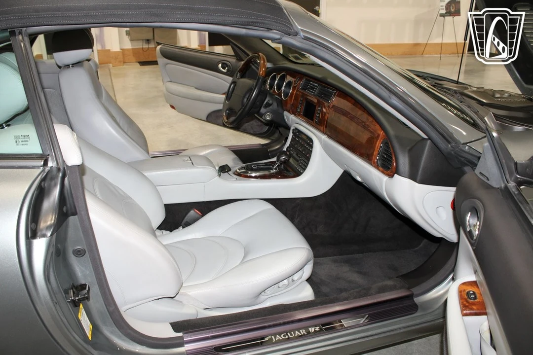 2004 Jaguar X100 XKR - Image 8 of 12