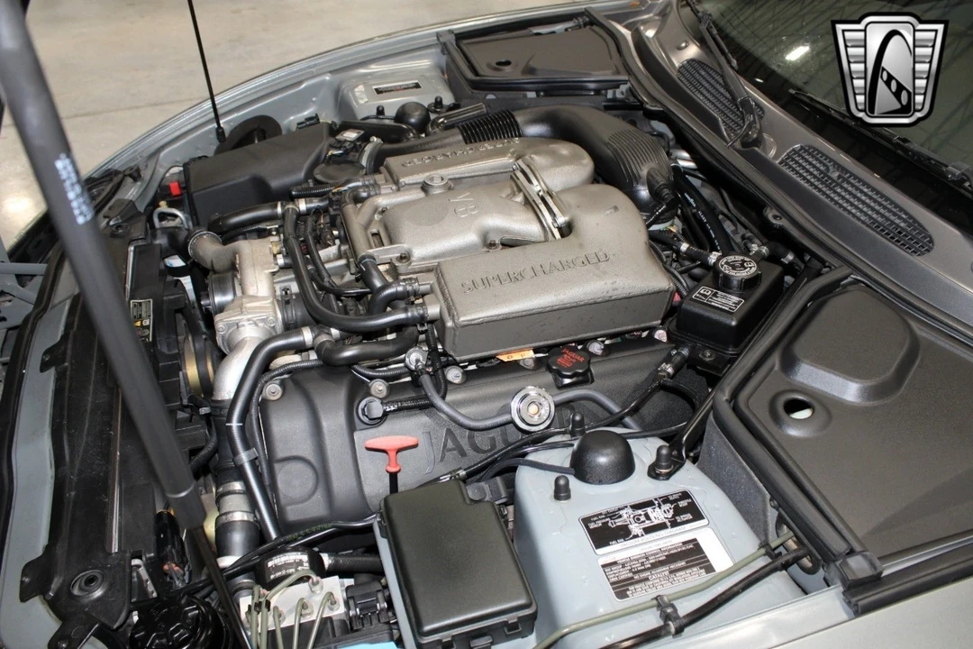 2004 Jaguar X100 XKR - Image 11 of 12