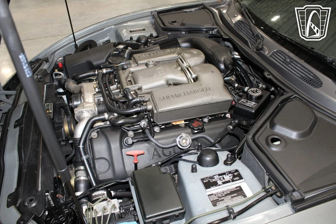 2004 Jaguar X100 XKR - Image 11 of 12