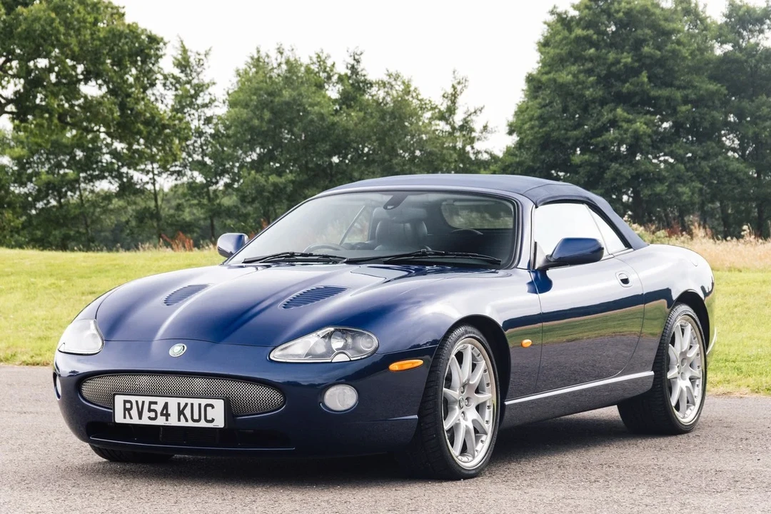2004 Jaguar X100 XKR - Image 12 of 30