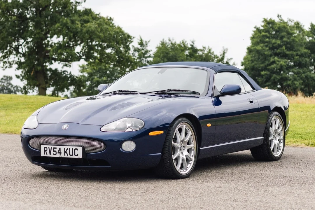 2004 Jaguar X100 XKR - Image 11 of 30