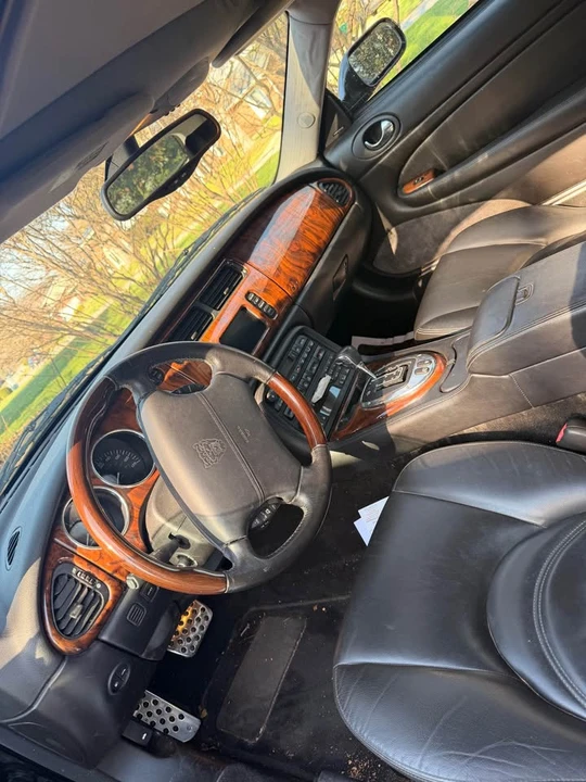 2004 Jaguar X100 XKR - Image 3 of 10