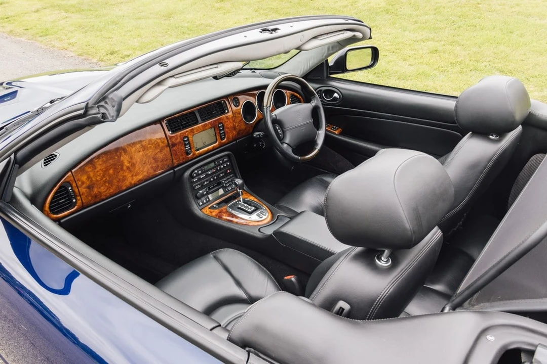 2004 Jaguar X100 XKR - Image 25 of 30