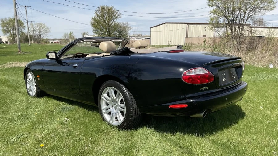 2004 Jaguar X100 XKR - Image 3 of 16