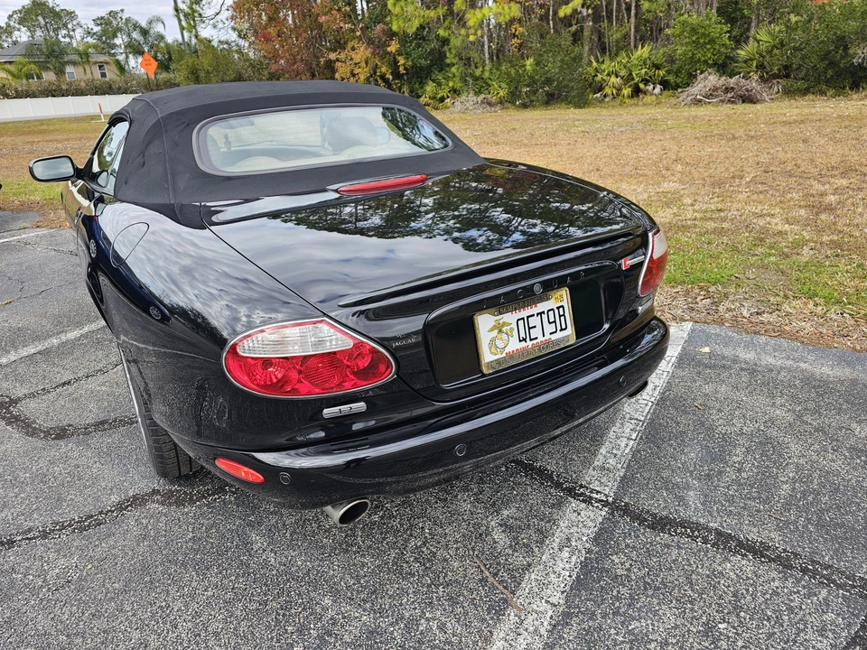 2004 Jaguar X100 XKR - Image 12 of 31