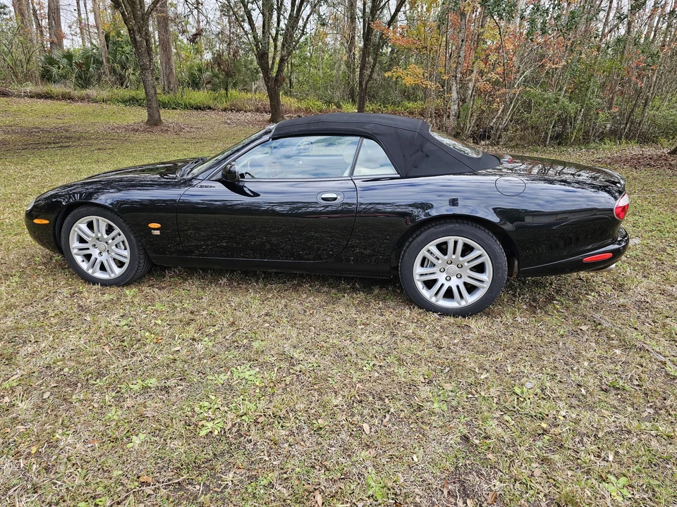2004 Jaguar X100 XKR - Image 9 of 31