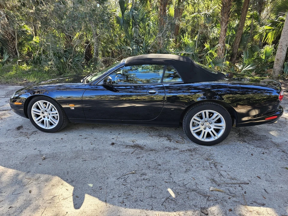 2004 Jaguar X100 XKR - Image 8 of 31
