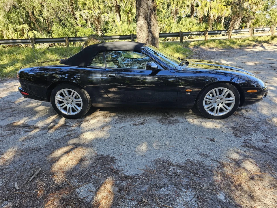 2004 Jaguar X100 XKR - Image 17 of 31