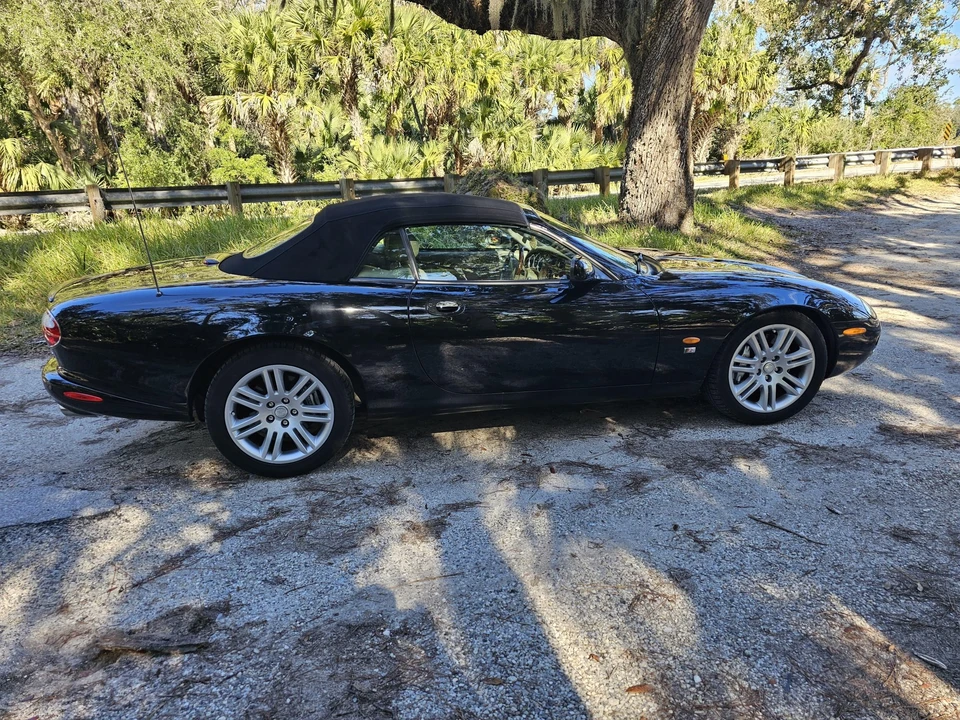 2004 Jaguar X100 XKR - Image 20 of 31