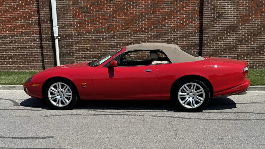 2004 Jaguar X100 XKR - Image 5 of 9